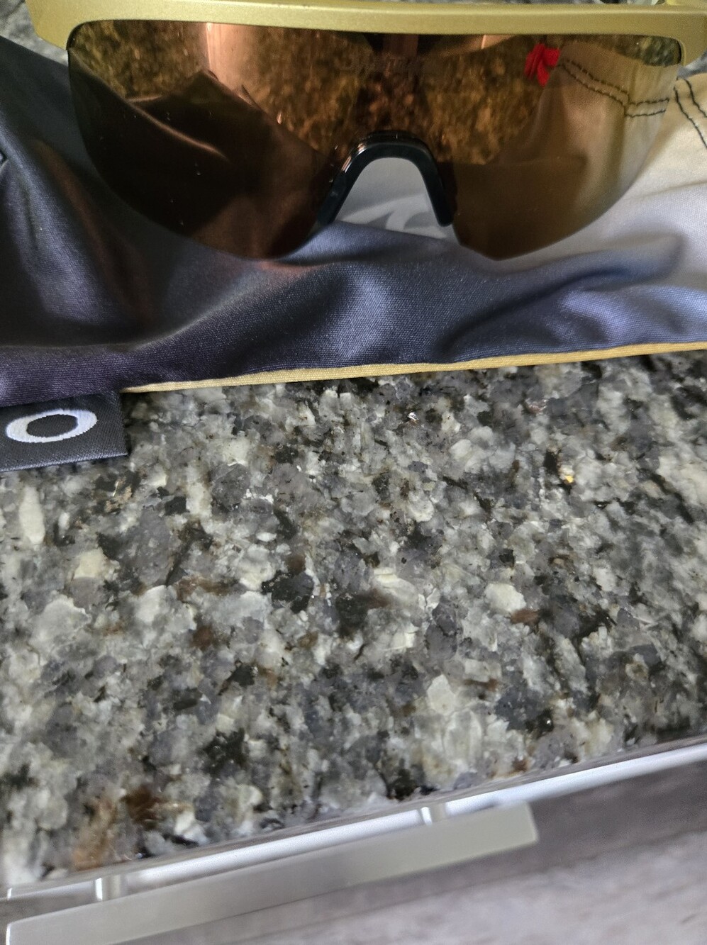 Oakley Shield Lens in Gold/Brown Mirror